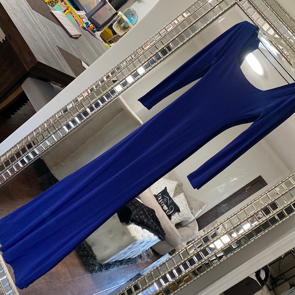 Backless dress